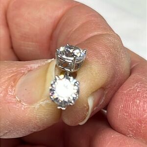 Solitaire Swarovski Crystal Stud